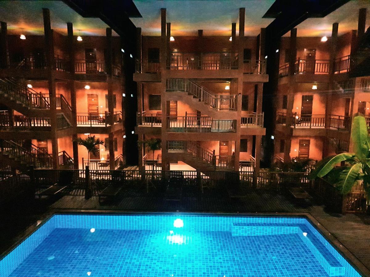 Rainforest Huahin Village Hotel Exterior foto