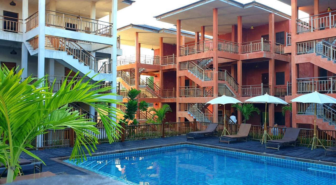 Rainforest Huahin Village Hotel Exterior foto