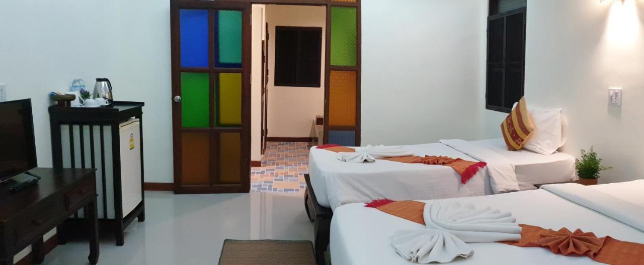 Rainforest Huahin Village Hotel Exterior foto